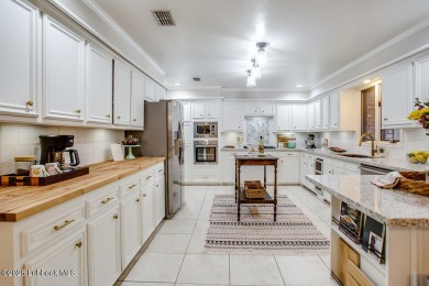 Step into remodeled comfort and style in this beautifully on LakeRidge Country Club in Texas - for sale on GolfHomes.com, golf home, golf lot