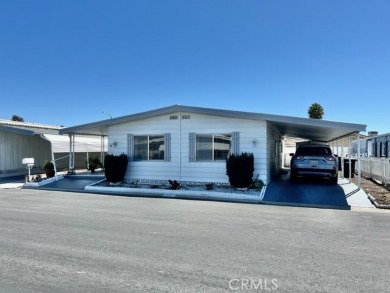 Welcome to this 1975 well kept mobile home 58X24 - 1,392 sqft of on Colonial Country Club in California - for sale on GolfHomes.com, golf home, golf lot