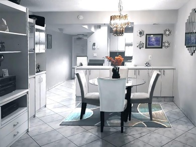 Priced to sell quickly. Make this corner unit your own with on Hollybrook Golf and Tennis Club  in Florida - for sale on GolfHomes.com, golf home, golf lot