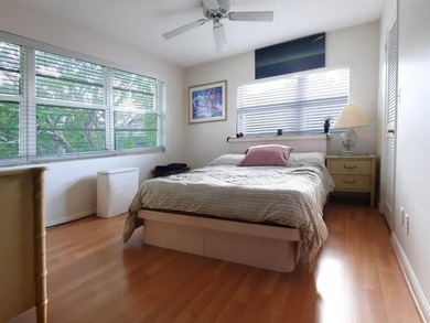 Priced to sell quickly. Make this corner unit your own with on Hollybrook Golf and Tennis Club  in Florida - for sale on GolfHomes.com, golf home, golf lot