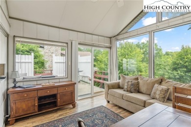 Linville Living with Grandfather Mountain Views!
Charming 2BR/1 on Land Harbor Golf Course in North Carolina - for sale on GolfHomes.com, golf home, golf lot