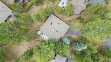 Welcome to your Sunriver retreat! This beautiful 3-bedroom on Sunriver Woodlands Golf Course in Oregon - for sale on GolfHomes.com, golf home, golf lot