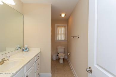 A lightly used second home overlooking the eighteenth green of on Beacon Ridge Golf and Country Club in North Carolina - for sale on GolfHomes.com, golf home, golf lot