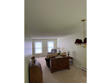 Come see this spacious 1300 square feet condo in the much on Eastwood Country Club in Connecticut - for sale on GolfHomes.com, golf home, golf lot