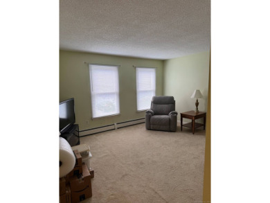 Come see this spacious 1300 square feet condo in the much on Eastwood Country Club in Connecticut - for sale on GolfHomes.com, golf home, golf lot