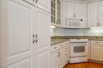 Gorgeous 3 bedroom 2.5 bath home, plus a large bonus room, and on Sound Golf Links at Albemarle Plantation in North Carolina - for sale on GolfHomes.com, golf home, golf lot