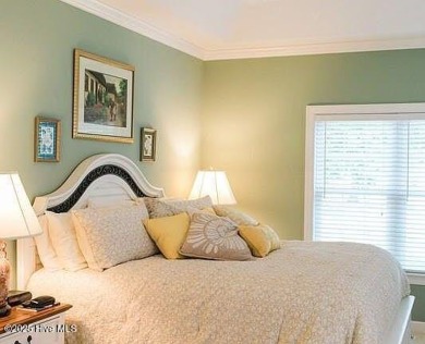 Gorgeous 3 bedroom 2.5 bath home, plus a large bonus room, and on Sound Golf Links at Albemarle Plantation in North Carolina - for sale on GolfHomes.com, golf home, golf lot