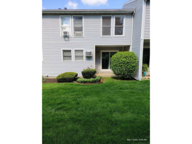 Come see this spacious 1300 square feet condo in the much on Eastwood Country Club in Connecticut - for sale on GolfHomes.com, golf home, golf lot