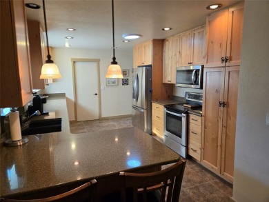 Charming one level ranch home conveniently located by the on Buffalo Hill Golf Club in Montana - for sale on GolfHomes.com, golf home, golf lot
