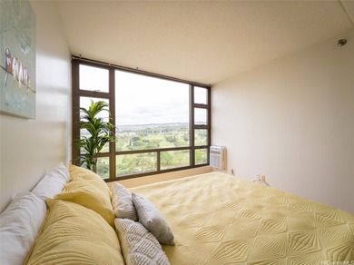 Very well-priced high-floor 1-bedroom, 1-bath residence at Pearl on Pearl Country Club in Hawaii - for sale on GolfHomes.com, golf home, golf lot