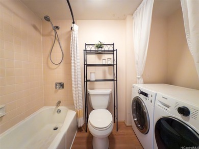 Very well-priced high-floor 1-bedroom, 1-bath residence at Pearl on Pearl Country Club in Hawaii - for sale on GolfHomes.com, golf home, golf lot