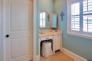 This stunning 4-bedroom, custom built 3408 sq ft lake front home on Hide-A-Way Lake Golf Course in Texas - for sale on GolfHomes.com, golf home, golf lot