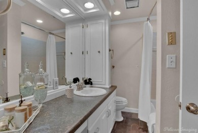 Welcome to this charming 3-bedroom, 2-bathroom home, ideally on Querbes Park Golf Course in Louisiana - for sale on GolfHomes.com, golf home, golf lot