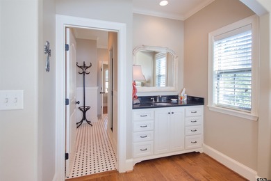 This stunning 4-bedroom, custom built 3408 sq ft lake front home on Hide-A-Way Lake Golf Course in Texas - for sale on GolfHomes.com, golf home, golf lot