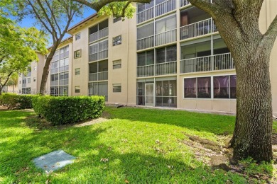 Beautifully renovated 2-bed, 2-bath condo in the highly on Flamingo Lakes Country Club in Florida - for sale on GolfHomes.com, golf home, golf lot