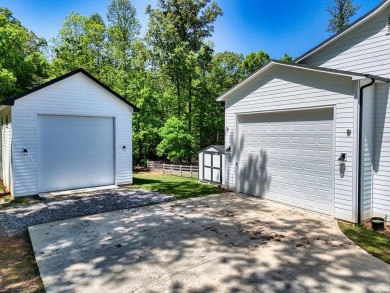 Welcome to 290 Bayside Lane -- a stunning 4-bedroom, 2.5-bath on Old Union Golf Course in Georgia - for sale on GolfHomes.com, golf home, golf lot