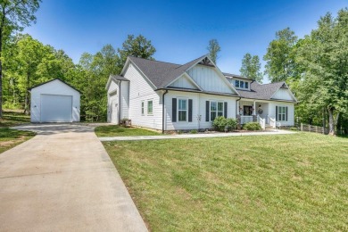 Welcome to 290 Bayside Lane -- a stunning 4-bedroom, 2.5-bath on Old Union Golf Course in Georgia - for sale on GolfHomes.com, golf home, golf lot
