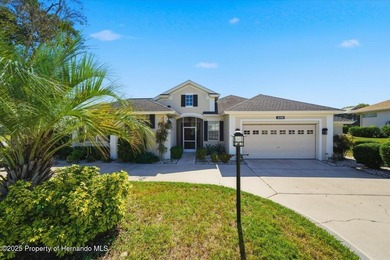 Beautifully updated 1994 Palmwood Bahama Breeze courtyard pool on Glen Lakes Country Club in Florida - for sale on GolfHomes.com, golf home, golf lot