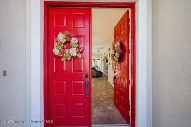 Beautifully updated 1994 Palmwood Bahama Breeze courtyard pool on Glen Lakes Country Club in Florida - for sale on GolfHomes.com, golf home, golf lot