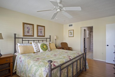 Beautiful 2 bedroom , 2 bath condo in desirable Miles Grant on  in Florida - for sale on GolfHomes.com, golf home, golf lot