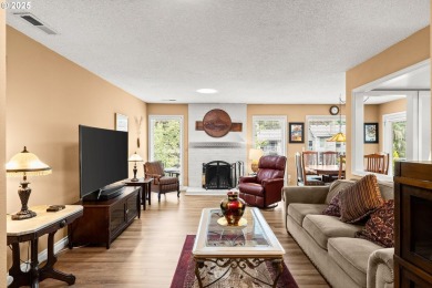 immaculate condo located in Charbonneau Village. This property on Charbonneau Golf Club in Oregon - for sale on GolfHomes.com, golf home, golf lot