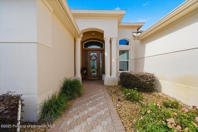 Located in Glen Lakes, this 1998 Addison Osprey home has been on Glen Lakes Country Club in Florida - for sale on GolfHomes.com, golf home, golf lot