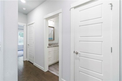 Step into comfort with this inviting 3-bedroom, 2-bath home on Bella Vista - Metfield Golf Complex and Country Club in Arkansas - for sale on GolfHomes.com, golf home, golf lot