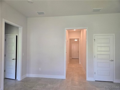 Handsome, inviting, and move-in ready, this 3-bedroom, 2-bath on Twisted Oaks Golf Club in Florida - for sale on GolfHomes.com, golf home, golf lot