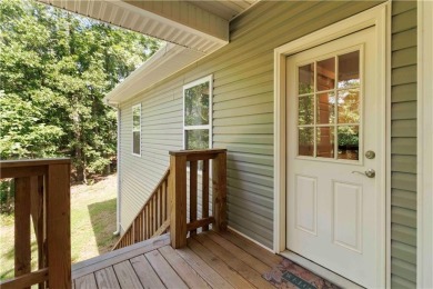 Step into comfort with this inviting 3-bedroom, 2-bath home on Bella Vista - Metfield Golf Complex and Country Club in Arkansas - for sale on GolfHomes.com, golf home, golf lot
