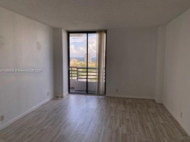 Penthouse in Aventura - Top Floor, Prime Location, Spectacular on Turnberry Isle Resort and Club in Florida - for sale on GolfHomes.com, golf home, golf lot