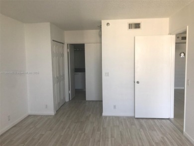 Penthouse in Aventura - Top Floor, Prime Location, Spectacular on Turnberry Isle Resort and Club in Florida - for sale on GolfHomes.com, golf home, golf lot