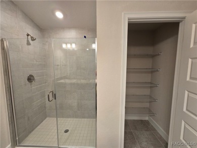Handsome, inviting, and move-in ready, this 3-bedroom, 2-bath on Twisted Oaks Golf Club in Florida - for sale on GolfHomes.com, golf home, golf lot