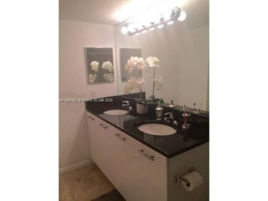 Penthouse in Aventura - Top Floor, Prime Location, Spectacular on Turnberry Isle Resort and Club in Florida - for sale on GolfHomes.com, golf home, golf lot