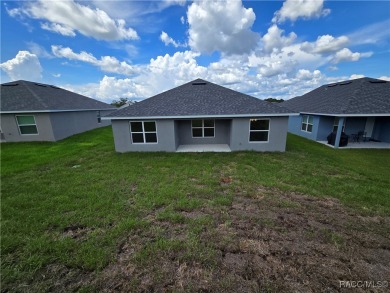 Handsome, inviting, and move-in ready, this 3-bedroom, 2-bath on Twisted Oaks Golf Club in Florida - for sale on GolfHomes.com, golf home, golf lot