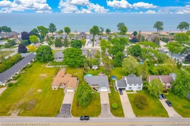 Move-in ready and family-friendly home in desirable Fort Gratiot on Port Huron Golf Club in Michigan - for sale on GolfHomes.com, golf home, golf lot
