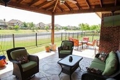 Beautiful home in highly sought after Master planned golf course on Heritage Lakes - Par 3 - 9 Hole Course in Texas - for sale on GolfHomes.com, golf home, golf lot