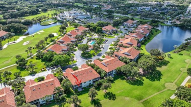 Experience luxury in this renovated 2nd-floor penthouse located on Broken Sound Golf and Club  in Florida - for sale on GolfHomes.com, golf home, golf lot