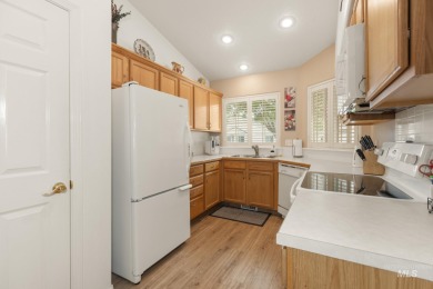 Freedom awaits! Come see this inviting single-level townhouse on Lakeview Golf Club in Idaho - for sale on GolfHomes.com, golf home, golf lot