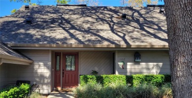 ***PRICE REDUCED*** Welcome home to this cozy villa tucked away on Innisbrook Resort and Golf Club in Florida - for sale on GolfHomes.com, golf home, golf lot