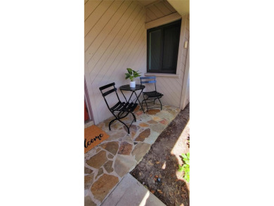***PRICE REDUCED*** Welcome home to this cozy villa tucked away on Innisbrook Resort and Golf Club in Florida - for sale on GolfHomes.com, golf home, golf lot
