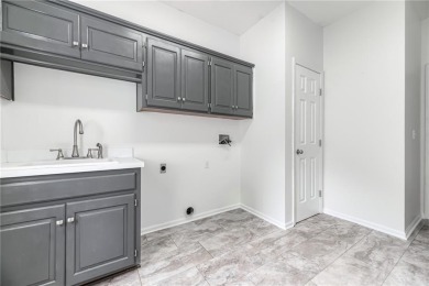 Stunning 2 Story Home on a Golf Course Lot - Meticulously on Links Golf Course in Kansas - for sale on GolfHomes.com, golf home, golf lot
