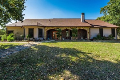 Experience refined country elegance on 4 manicured acres with on Kings Creek Golf Club in Texas - for sale on GolfHomes.com, golf home, golf lot