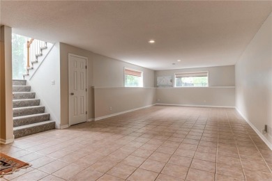 Stunning 2 Story Home on a Golf Course Lot - Meticulously on Links Golf Course in Kansas - for sale on GolfHomes.com, golf home, golf lot