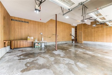 Stunning 2 Story Home on a Golf Course Lot - Meticulously on Links Golf Course in Kansas - for sale on GolfHomes.com, golf home, golf lot