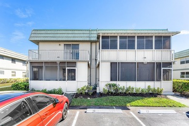Well maintained condominium located in the desirable Flanders on Kings Point Golf -Flanders Way in Florida - for sale on GolfHomes.com, golf home, golf lot
