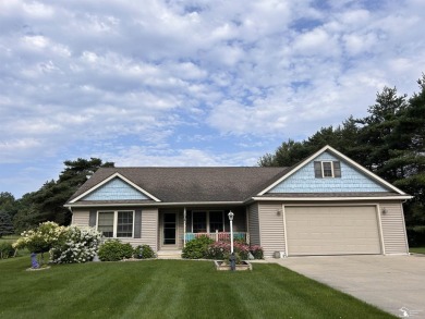 Charming home on the White Deer Golf Course. This ranch home on White Deer Country Club in Michigan - for sale on GolfHomes.com, golf home, golf lot