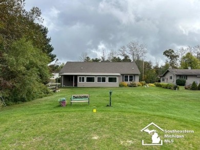 Charming home on the White Deer Golf Course. This ranch home on White Deer Country Club in Michigan - for sale on GolfHomes.com, golf home, golf lot