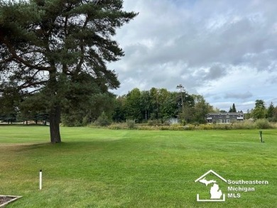 Charming home on the White Deer Golf Course. This ranch home on White Deer Country Club in Michigan - for sale on GolfHomes.com, golf home, golf lot