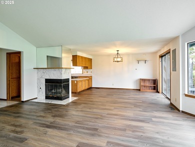 This light-filled, custom-built home in the desirable 55+ on  in Oregon - for sale on GolfHomes.com, golf home, golf lot