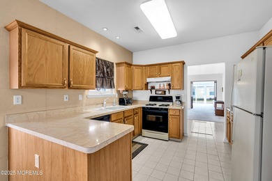 Welcome home to this inviting Florence model offering 2 bedrooms on Renaissance Country Club in New Jersey - for sale on GolfHomes.com, golf home, golf lot